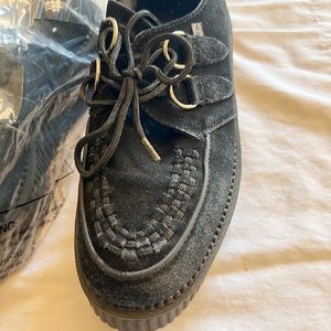 TAK Stompers Size 9